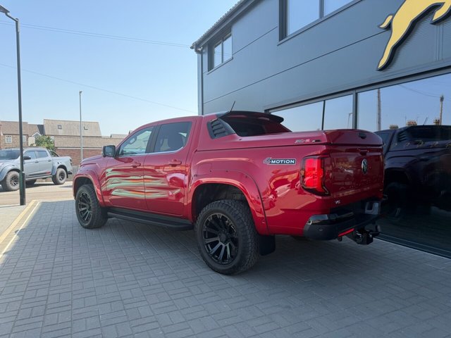 View our VOLKSWAGEN AMAROK