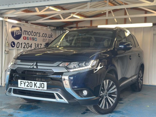 View our Mitsubishi Outlander 2.0 MIVEC Exceed SUV 5dr Petrol CVT 4WD Euro 6 (s/s) (150 ps)+2 KEYS+1 FORMER KEEPER+7 SEATS+FULL LEATHER SEATS+PARK CONTROL+CAM+POWER BOOT+PRIVACY+MEDIA+BLUETOOTH+APPS+NAV+18" ALLOYS+USB+DAB+CLIMATE+CRUISE