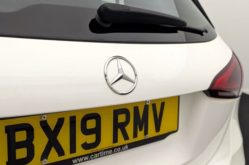 USED 2019 19 MERCEDES-BENZ A CLASS 1.5 A180d AMG Line (Premium) Hatchback 5dr Diesel 7G-DCT Euro 6 (s/s) (116 ps) Sat Nav, Camera, Heated Seats