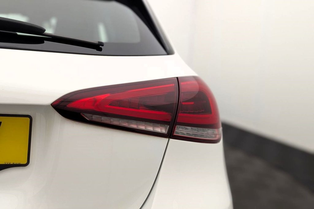 USED 2019 19 MERCEDES-BENZ A CLASS 1.5 A180d AMG Line (Premium) Hatchback 5dr Diesel 7G-DCT Euro 6 (s/s) (116 ps) Sat Nav, Camera, Heated Seats