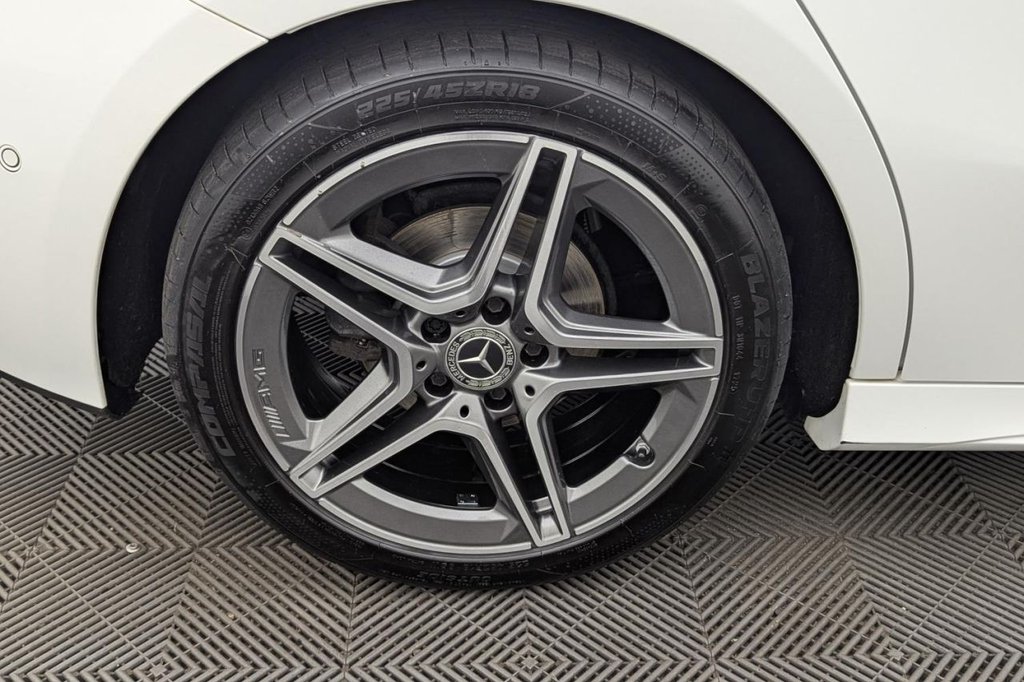 USED 2019 19 MERCEDES-BENZ A CLASS 1.5 A180d AMG Line (Premium) Hatchback 5dr Diesel 7G-DCT Euro 6 (s/s) (116 ps) Sat Nav, Camera, Heated Seats