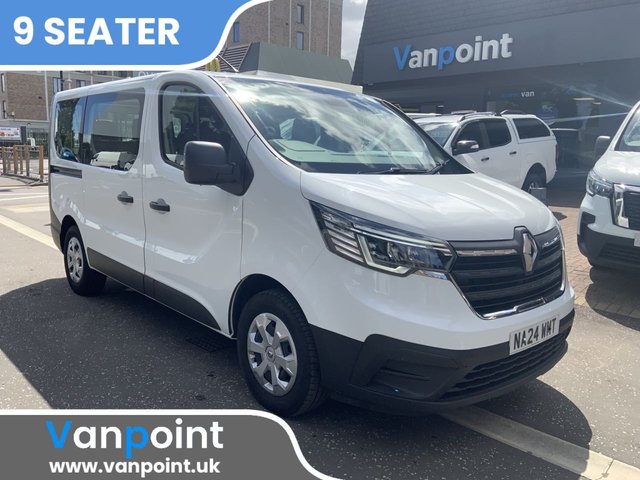 View our Renault Trafic 2.0 dCi SL28 Business Minibus Double Cab 5dr Diesel Manual L1 H1 Euro 6 (s/s) (9 Seat) (150 ps)