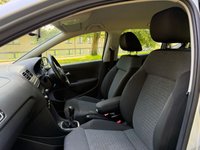 USED 2010 10 VOLKSWAGEN POLO 1.6 TDI SEL Hatchback 5dr Diesel Manual Euro 5 (90 ps) 