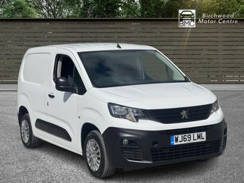 View our PEUGEOT PARTNER