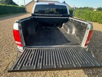 USED 2015 64 VOLKSWAGEN AMAROK 2.0 BiTDI BlueMotion Tech Highline Pickup Double Cab 4dr Diesel Auto 4Motion Euro 5 (s/s) (180 ps) 127366 miles no vat