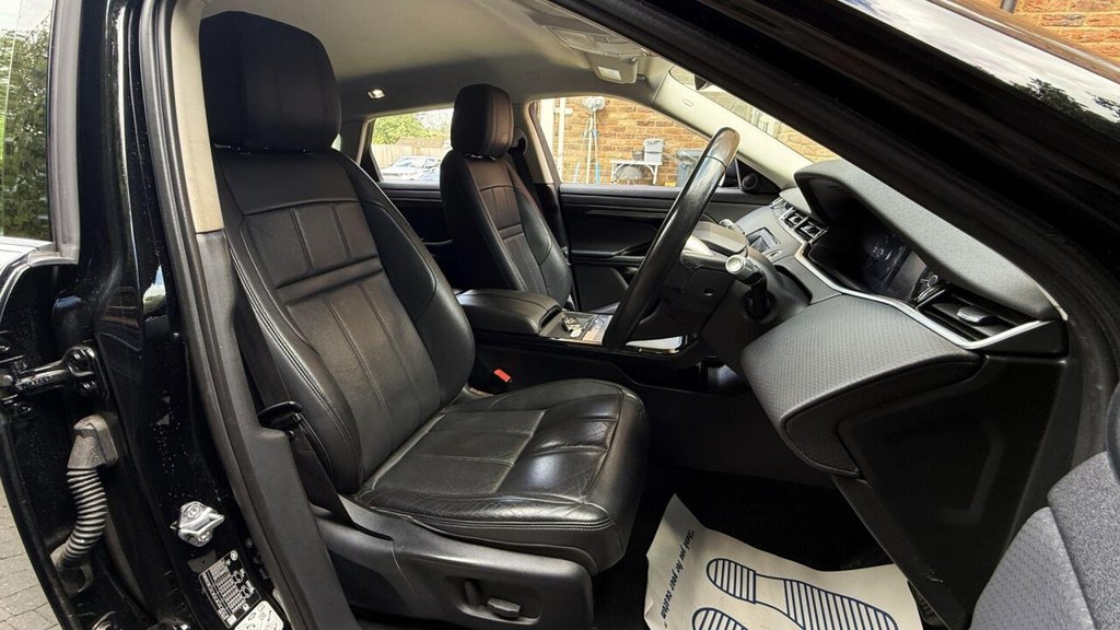 USED 2019 19 LAND ROVER RANGE ROVER EVOQUE 2.0 D150 S Auto 4WD Euro 6 (s/s) 5dr LOW MILES|CARPLAY|WARRANTY|SH|