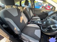 USED 2012 12 FORD FOCUS 1.6 Zetec Hatchback 5dr Petrol Powershift Euro 5 (125 ps) ABS AND AIR CON