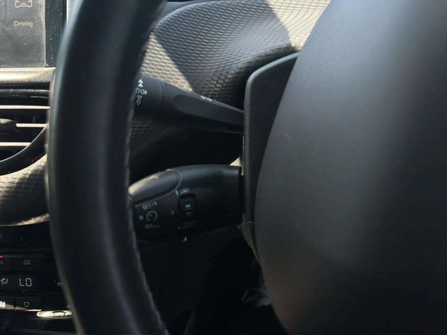 View our PEUGEOT 2008