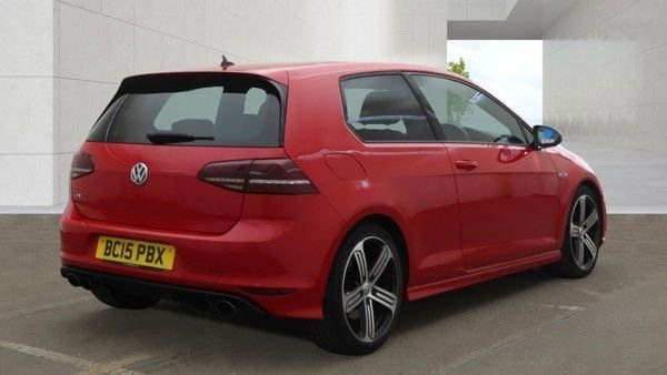 USED 2015 15 VOLKSWAGEN GOLF 2.0 TSI BlueMotion Tech R Hatchback 3dr Petrol DSG 4Motion Euro 6 (s/s) (300 ps) 