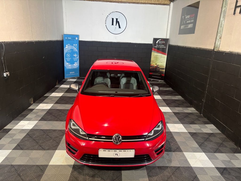 USED 2015 15 VOLKSWAGEN GOLF 2.0 TSI BlueMotion Tech R Hatchback 3dr Petrol DSG 4Motion Euro 6 (s/s) (300 ps) 