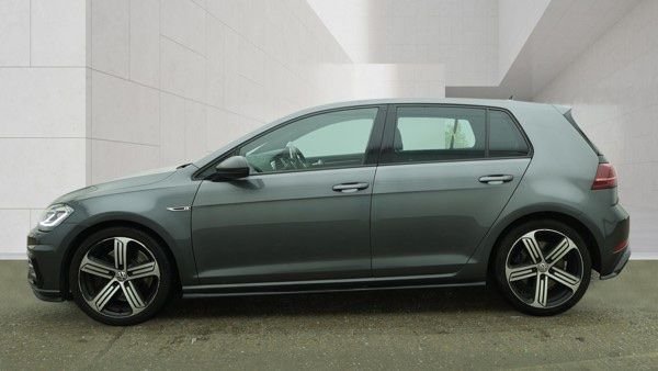 USED 2018 18 VOLKSWAGEN GOLF 2.0 TSI R Hatchback 5dr Petrol DSG 4Motion Euro 6 (s/s) (310 ps) 