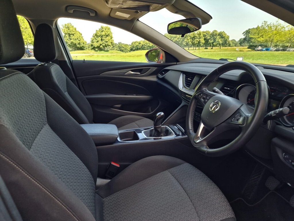 USED 2018 18 VAUXHALL INSIGNIA 1.6 Turbo D ecoTEC Design Grand Sport 5dr Diesel Manual Euro 6 (s/s) (110 ps) FINANCE AVAILABLE