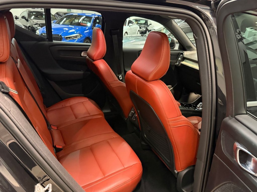 USED 2019 19 VOLVO XC40 2.0 D3 Inscription SUV 5dr Diesel Auto AWD Euro 6 (s/s) (150 ps) 