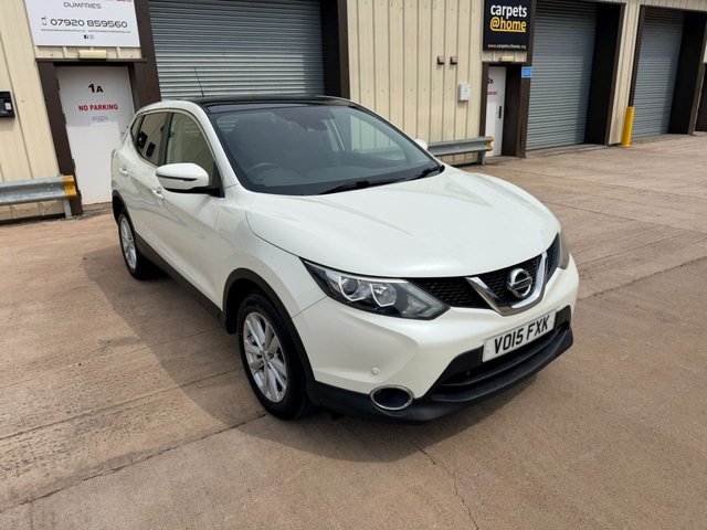 View our NISSAN QASHQAI