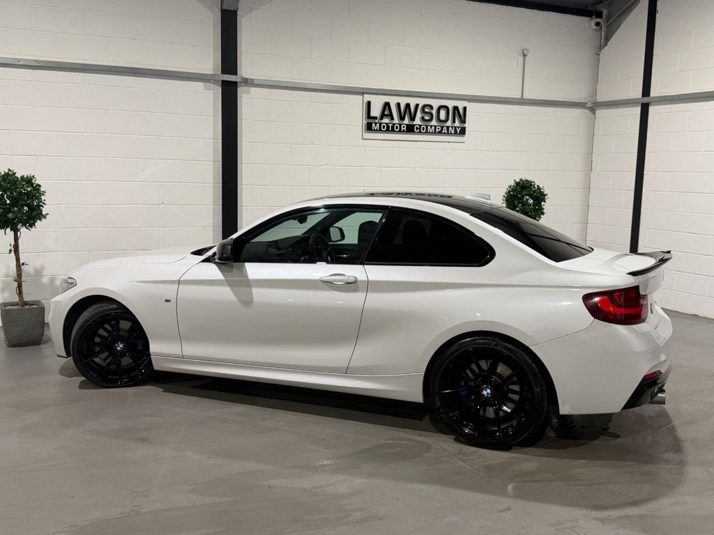 USED 2016 J BMW 2 SERIES 3.0 M235i Coupe 2dr Petrol Auto Euro 6 (s/s) (326 ps) 