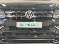 USED 2019 69 VOLKSWAGEN AMAROK 3.0 TDI V6 Highline Pickup Double Cab 4dr Diesel Auto 4Motion Euro 6 (s/s) (258 ps) 50421 Miles Hosting a very generous specification factory options cost &pound;3186 this Amarok has been extremley well cared for and maintained striking pearl black