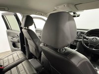 USED 2019 69 VOLKSWAGEN AMAROK 3.0 TDI V6 Highline Pickup Double Cab 4dr Diesel Auto 4Motion Euro 6 (s/s) (258 ps) 50421 Miles Hosting a very generous specification factory options cost &pound;3186 this Amarok has been extremley well cared for and maintained striking pearl black