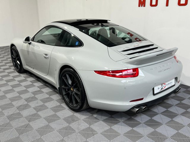 View our PORSCHE 911