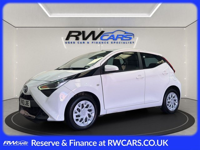 View our Toyota Aygo 1.0 VVT-i x-play Hatchback 5dr Petrol Manual Euro 6 (s/s) (71 ps)