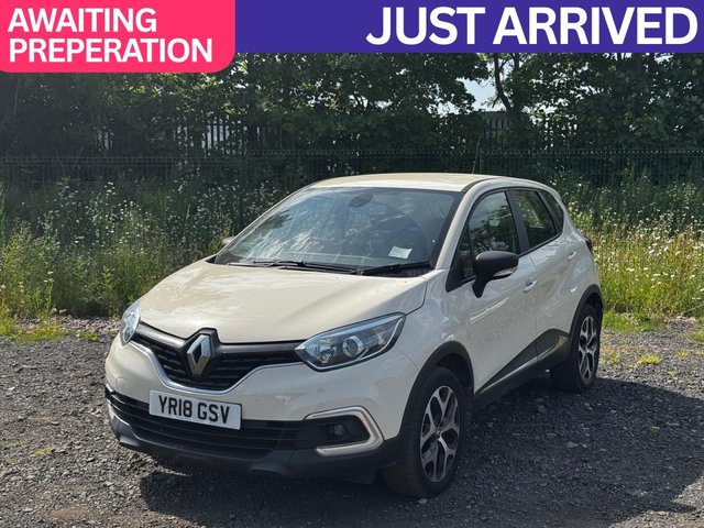 View our RENAULT CAPTUR