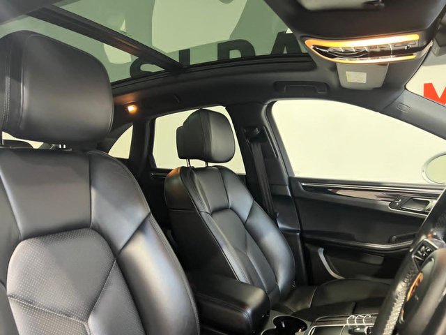 View our PORSCHE MACAN