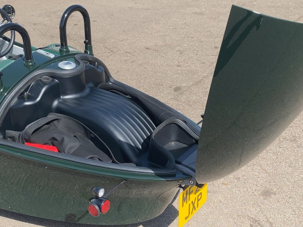 USED 2023 23 MORGAN SUPER 3 1497cc BIG SPEC+1OWNER+FMSH+JET GREEN
