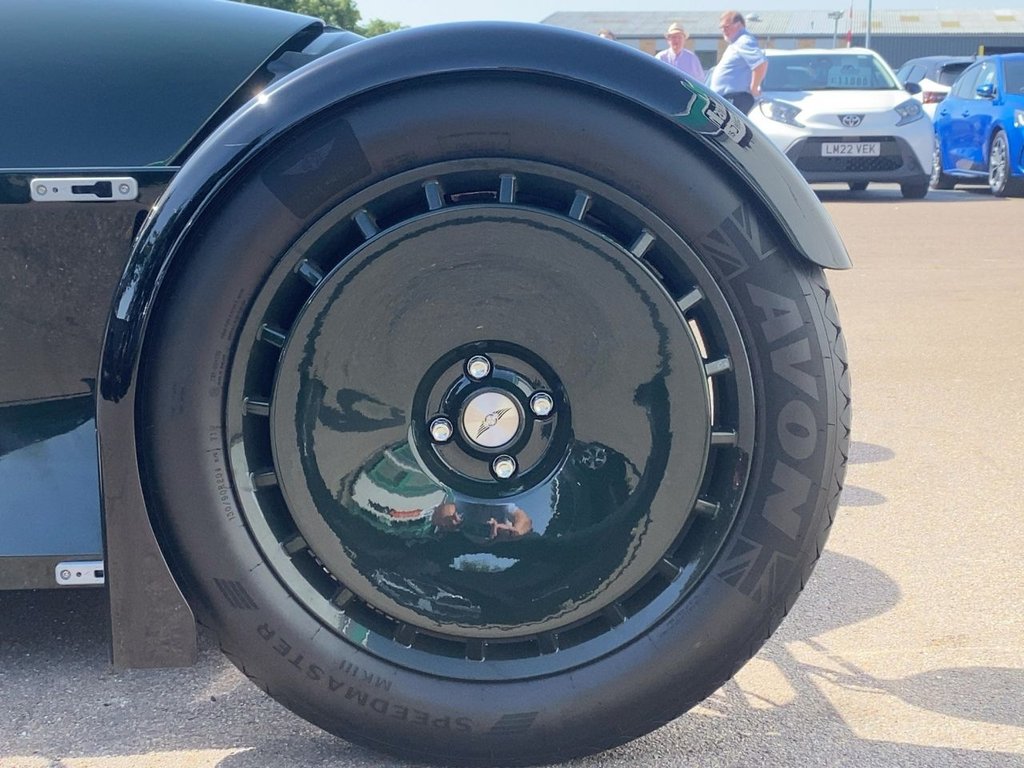 USED 2023 23 MORGAN SUPER 3 1497cc BIG SPEC+1OWNER+FMSH+JET GREEN