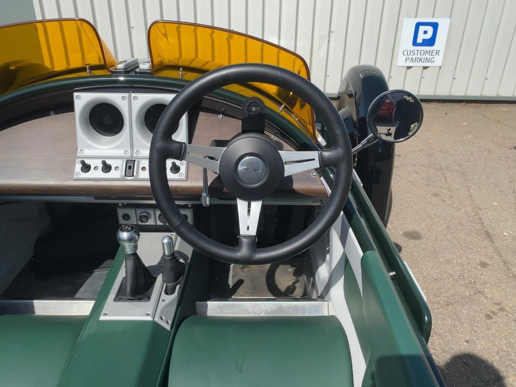 USED 2023 23 MORGAN SUPER 3 1497cc BIG SPEC+1OWNER+FMSH+JET GREEN