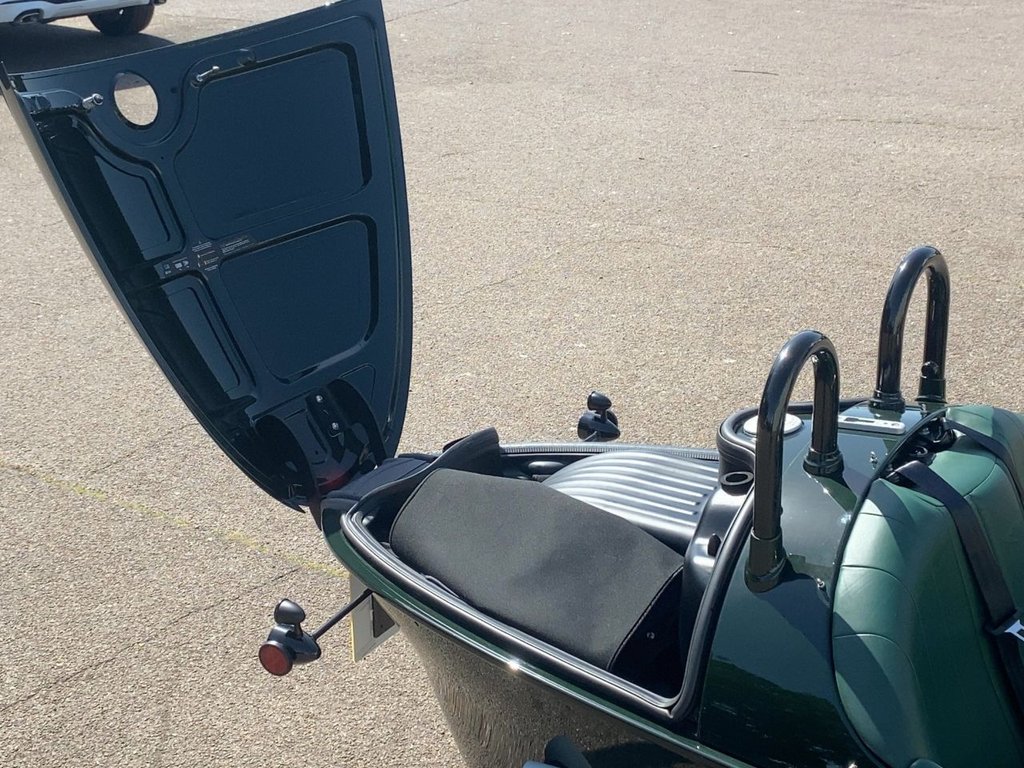 USED 2023 23 MORGAN SUPER 3 1497cc BIG SPEC+1OWNER+FMSH+JET GREEN