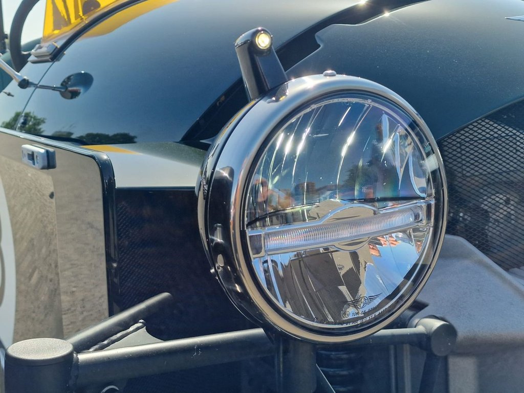 USED 2023 23 MORGAN SUPER 3 1497cc BIG SPEC+1OWNER+FMSH+JET GREEN