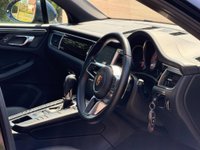 USED 2016 16 PORSCHE MACAN 3.0 TD V6 S PDK 4WD Euro 6 (s/s) 5dr FSH SATNAV PANROOF LEATHER