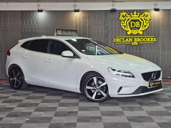 2016 VOLVO V40