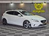 USED 2016 66 VOLVO V40 2.0 T2 R-Design Euro 6 (s/s) 5dr NAVIGATION-HEATED SEATS