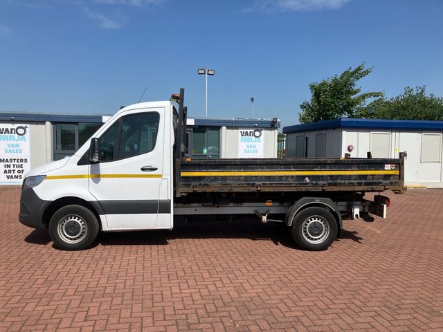 View our MERCEDES-BENZ SPRINTER