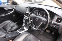 USED 2017 17 VOLVO V40 2.0 D2 Inscription Hatchback 5dr Diesel Auto Euro 6 (s/s) (120 ps) 