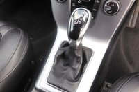 USED 2017 17 VOLVO V40 2.0 D2 Inscription Hatchback 5dr Diesel Auto Euro 6 (s/s) (120 ps) 