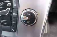 USED 2017 17 VOLVO V40 2.0 D2 Inscription Hatchback 5dr Diesel Auto Euro 6 (s/s) (120 ps) 