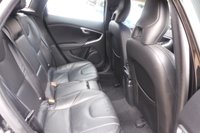 USED 2017 17 VOLVO V40 2.0 D2 Inscription Hatchback 5dr Diesel Auto Euro 6 (s/s) (120 ps) 