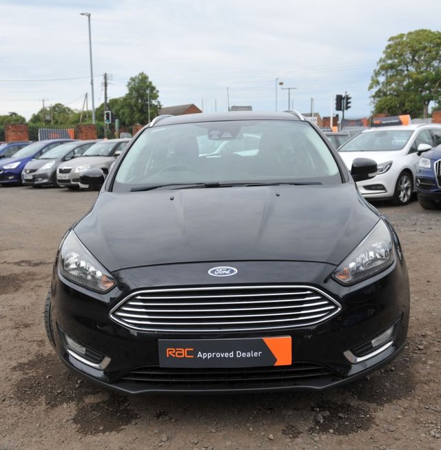 View our FORD FOCUS