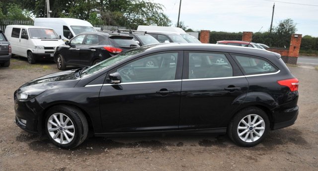 View our FORD FOCUS