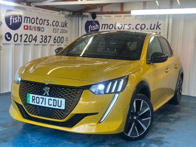 View our Peugeot E-208 50kWh GT Hatchback 5dr Electric Auto (136 ps)+2 KEYS+1 FORMER KEEPER+FSH+NAV+HALF LEATHER SEATS+PARK CONTROL+PRIVACY+AIRCON+MEDIA+BLUETOOTH+DIGITAL DASH+ALLOYS+CRUISE