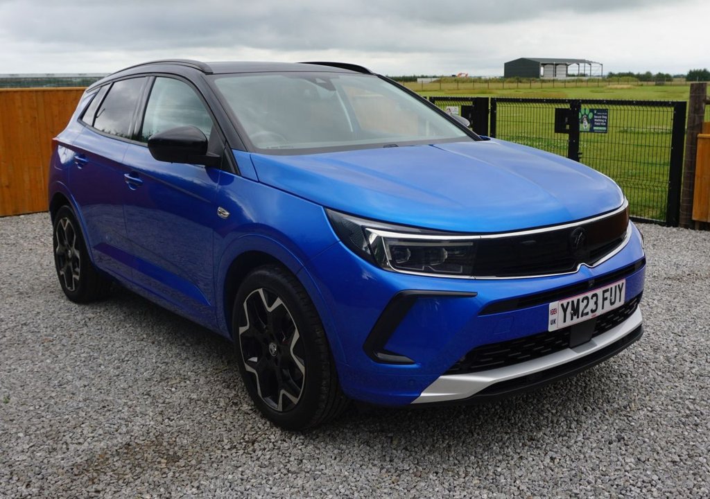 2023 Vauxhall Grandland — photo 1 of 5