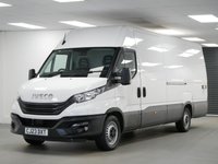 USED 2023 23 IVECO DAILY 2.3 D 35S 14 136 BHP XLWB 4100 HIGH ROOF BUSINESS ( TAIL-LIFT ) TAIL-LIFT | X -LONG | HIGH ROOF | AIR CON