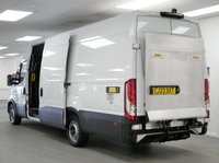 USED 2023 23 IVECO DAILY 2.3 D 35S 14 136 BHP XLWB 4100 HIGH ROOF BUSINESS ( TAIL-LIFT ) TAIL-LIFT | X -LONG | HIGH ROOF | AIR CON