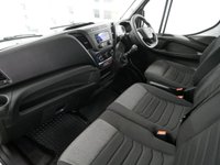 USED 2023 23 IVECO DAILY 2.3 D 35S 14 136 BHP XLWB 4100 HIGH ROOF BUSINESS ( TAIL-LIFT ) TAIL-LIFT | X -LONG | HIGH ROOF | AIR CON