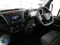USED 2023 23 IVECO DAILY 2.3 D 35S 14 136 BHP XLWB 4100 HIGH ROOF BUSINESS ( TAIL-LIFT ) TAIL-LIFT | X -LONG | HIGH ROOF | AIR CON
