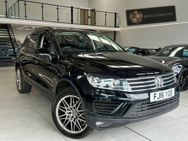View our VOLKSWAGEN TOUAREG