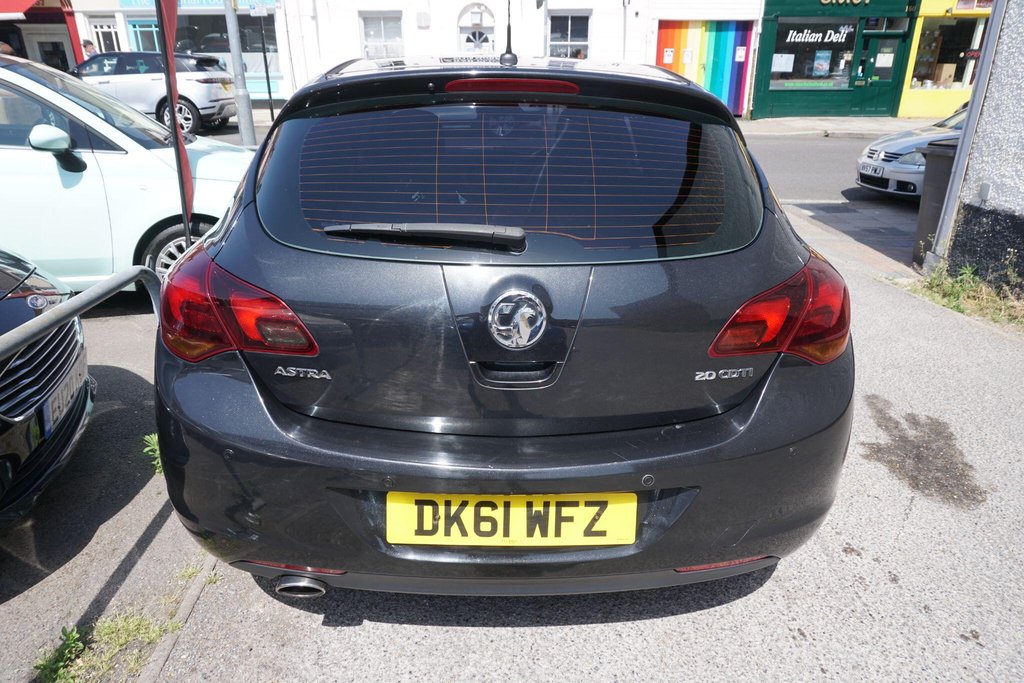 USED 2011 61 VAUXHALL ASTRA 2.0 CDTi SE Auto Euro 5 5dr AUTO!!!!!