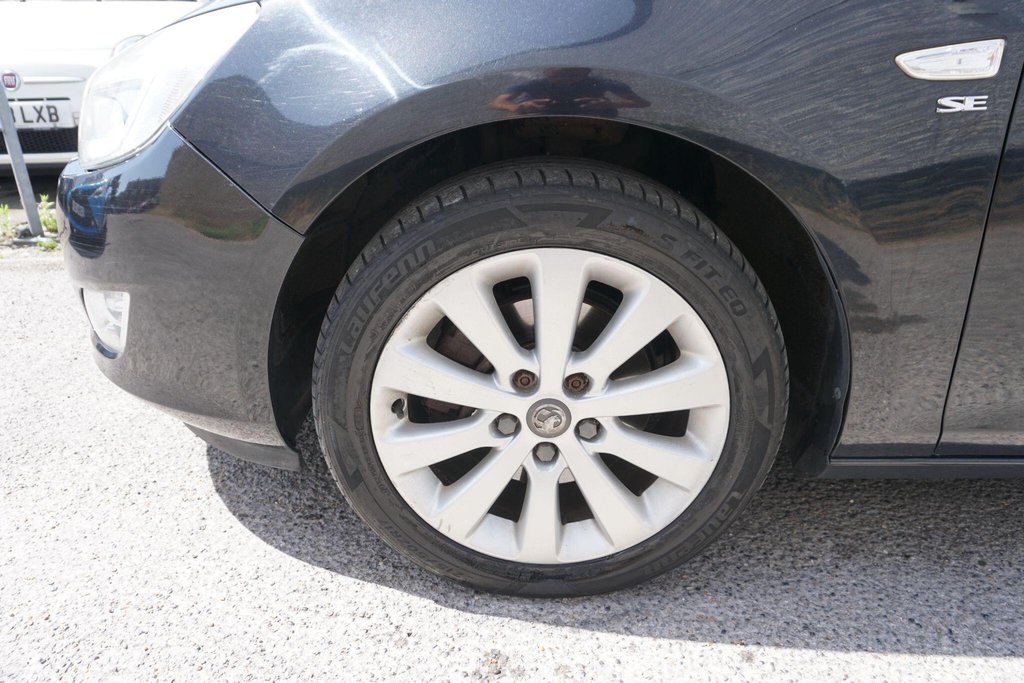 USED 2011 61 VAUXHALL ASTRA 2.0 CDTi SE Auto Euro 5 5dr AUTO!!!!!