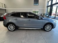 USED 2017 17 VOLVO V40 CROSS COUNTRY 2.0 D3 Pro Hatchback 5dr Diesel Manual Euro 6 (s/s) (150 ps) 
